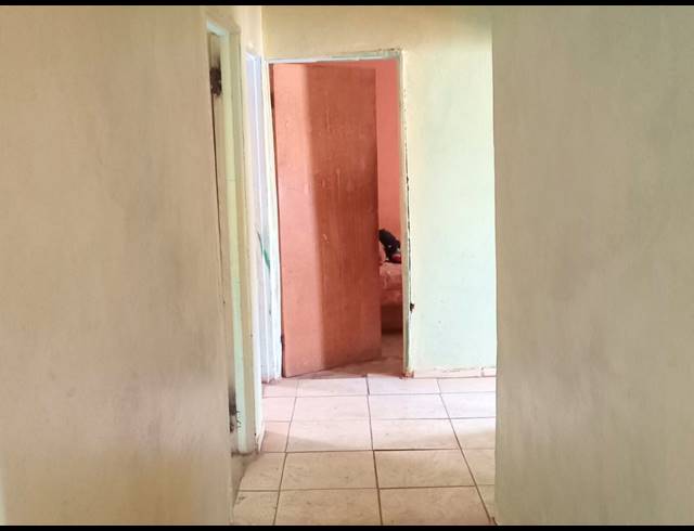 3 BEDROOM HOUSE FOR SALE IN ORANGE FARM